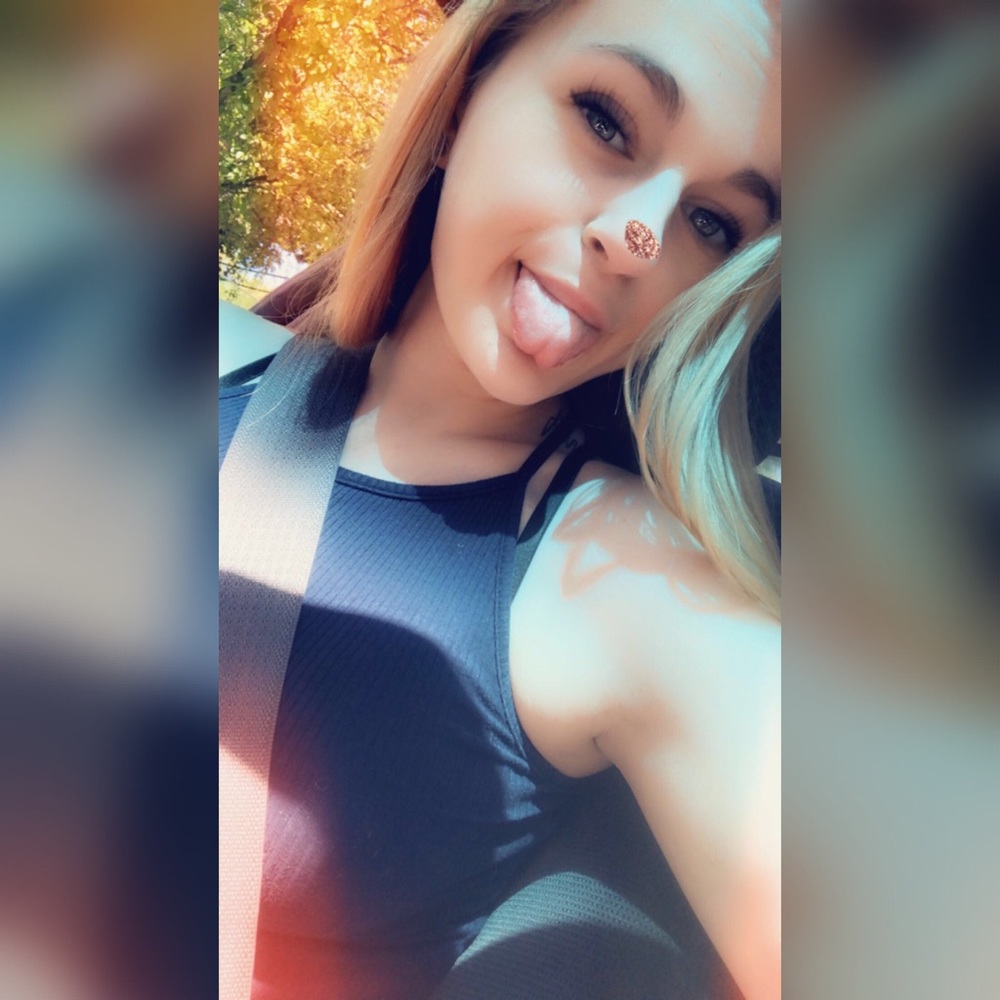 Meet your Posher, Makaila